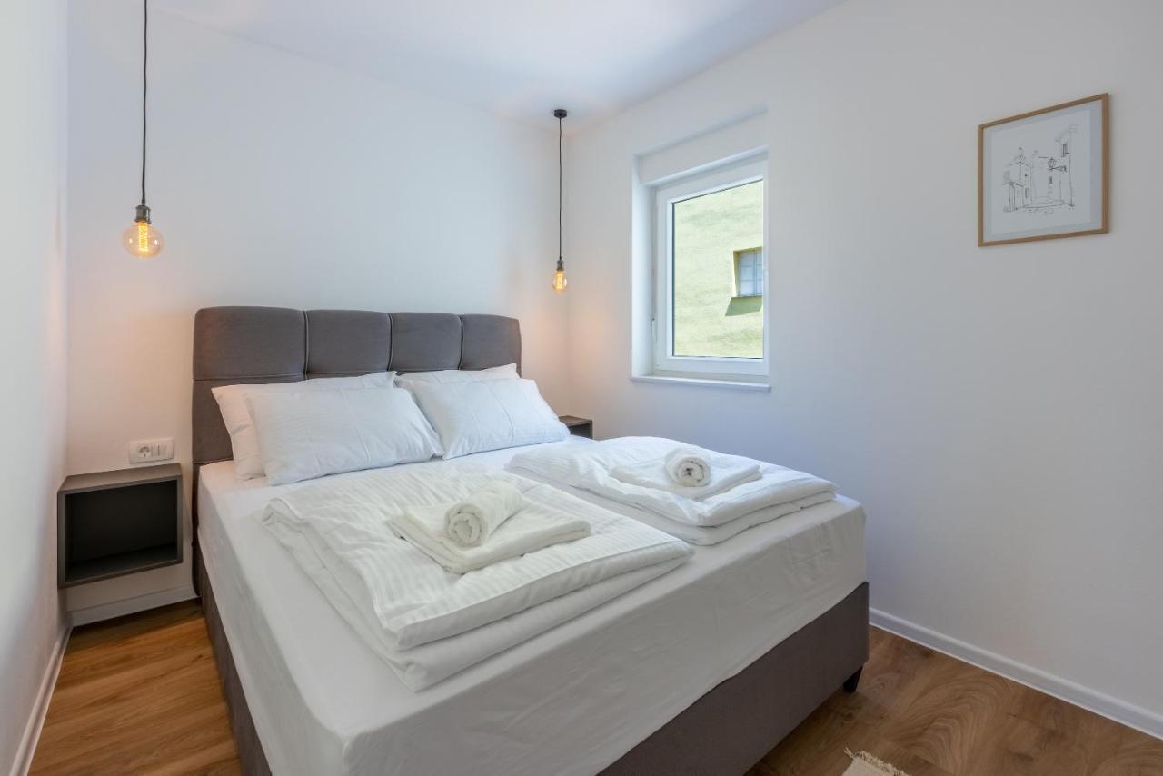 Luxury Apartments Lovorka 1 & 2**** 셀스 외부 사진